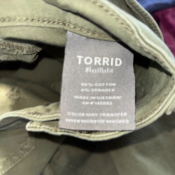 Torrid size 14 olive green pants - Picture 4 of 8